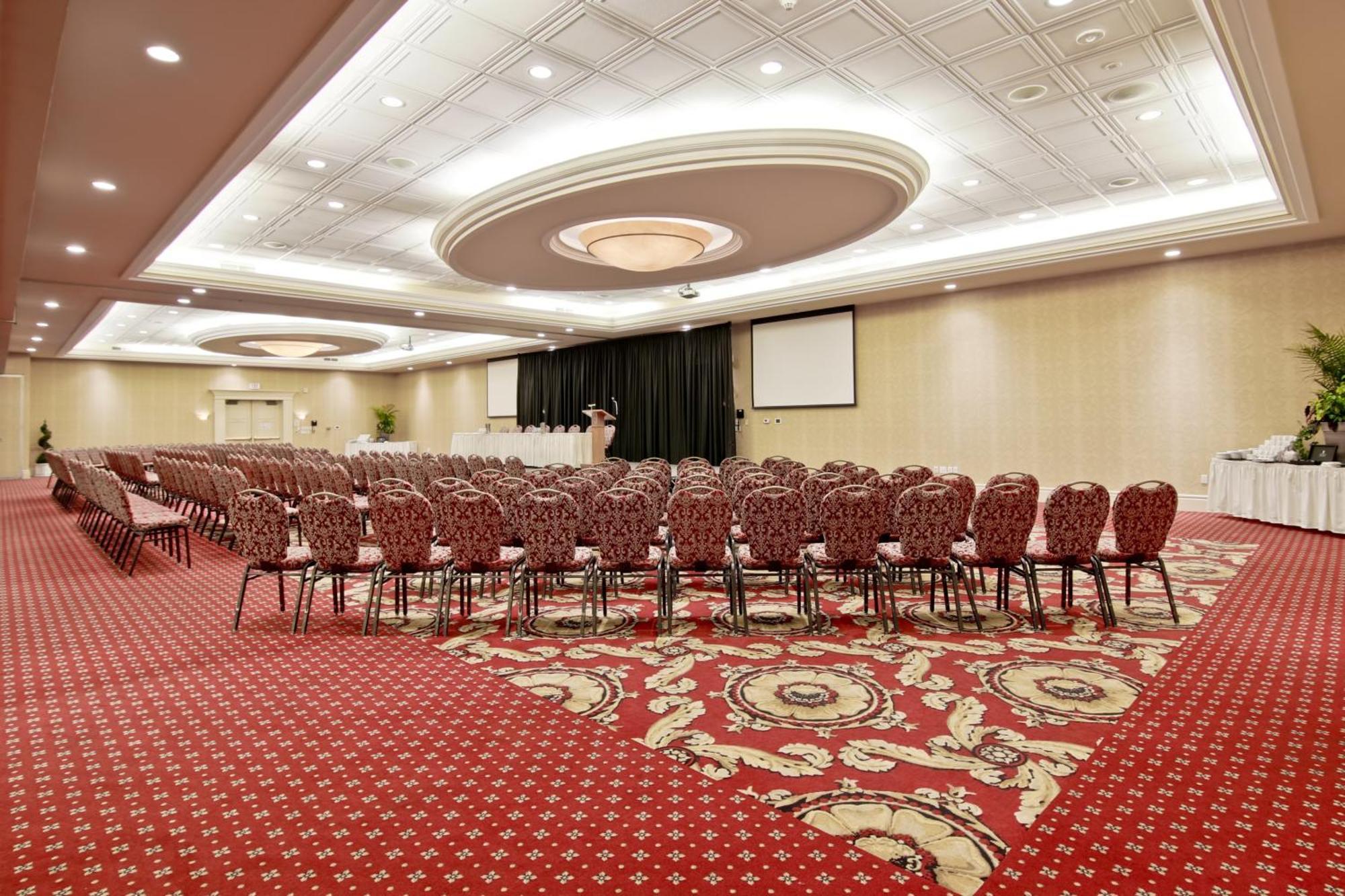Holiday Inn Hotel & Suites St.Catharines-Niagara By Ihg Saint Catharines Exterior photo